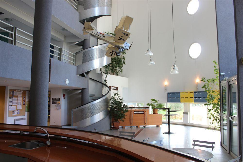 Gsa Residence Saint Exupery Валбон Екстериор снимка
